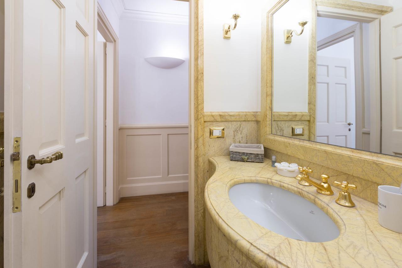Capital Navona Luxury Apartment Casa E Appartamento Per Vacanze Rom Exteriör bild